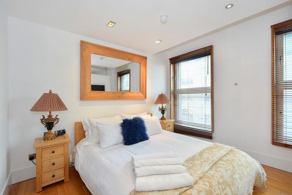 Piccadilly Circus Apartments London Exterior photo