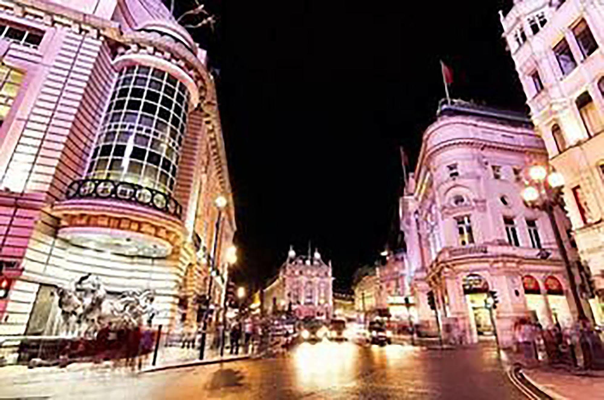 Piccadilly Circus Apartments London Exterior photo