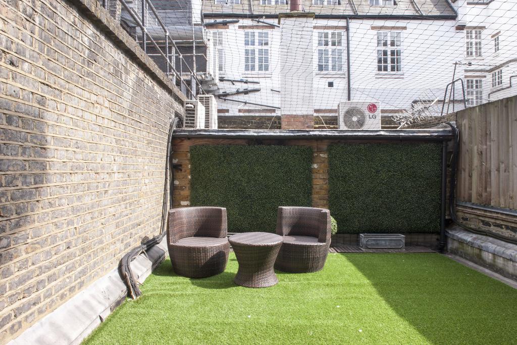 Piccadilly Circus Apartments London Room photo